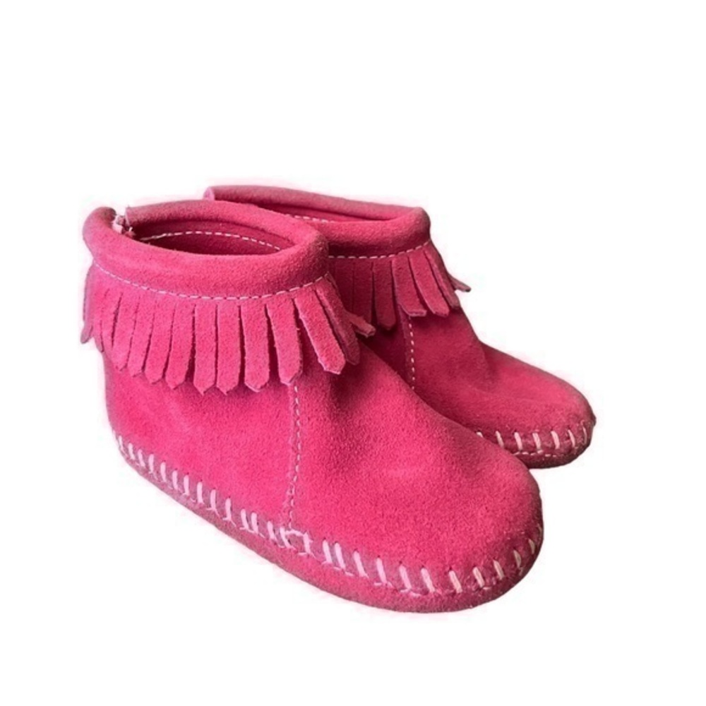 Infant Minnetonka moccasins for girls, size 5